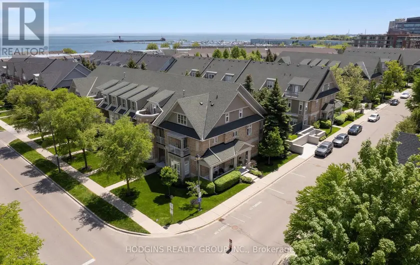 Townhouse at 42 - 136 ST LAWRENCE DRIVE, Mississauga