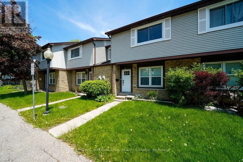 Townhouse at 34 - 120 FALCONER DRIVE, Mississauga