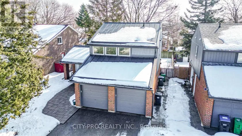 Detached at 2848 WINDWOOD DRIVE, Mississauga
