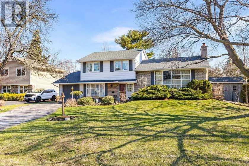 Detached at 227 SANDWELL DRIVE, Oakville