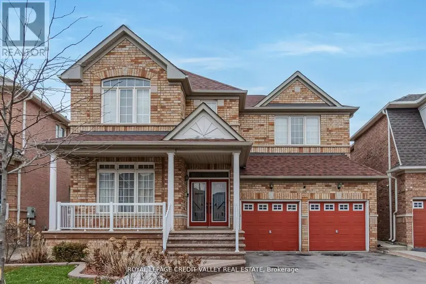 Detached at 18 TRAILHEAD CRESCENT, Brampton