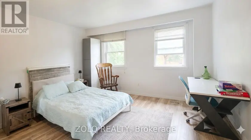 Multiplex at 3 - 20 BRIDESBURG DRIVE, Toronto (Kingsview Village-The Westway)