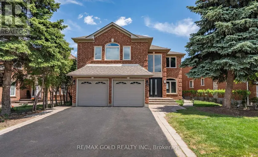 Detached at 19 EAGLERIDGE DRIVE, Brampton