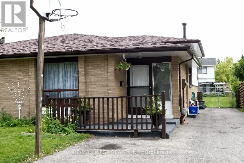 Semi-Detached/Link at UPPER - 11 TINDALE ROAD, Brampton
