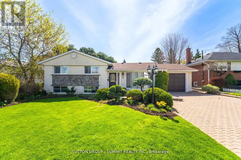 Detached at 3 DONATA DRIVE, Mississauga