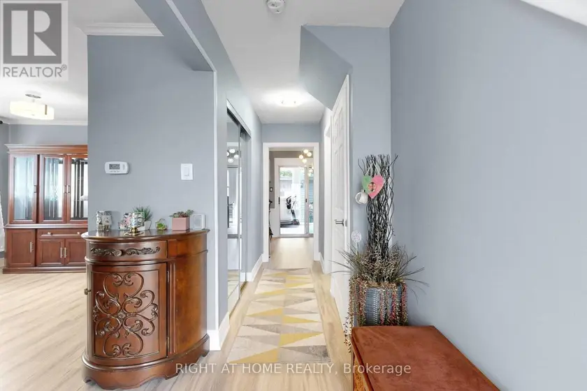 Semi-Detached/Link at 41 FLAMINGO CRESCENT, Brampton