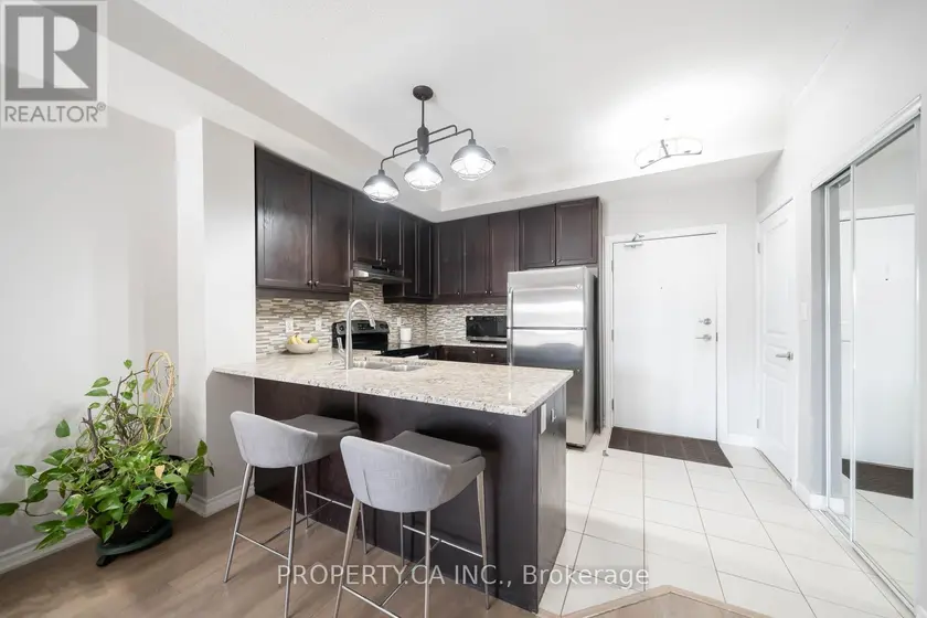 Apartment at 144 - 570 LOLITA GARDENS, Mississauga