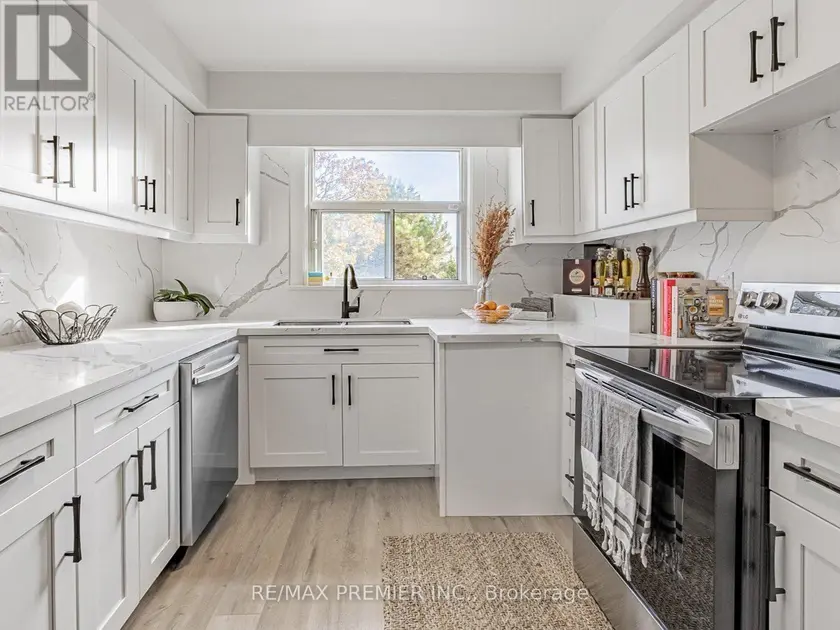 Detached at 1368 TANSLEY DRIVE, Oakville