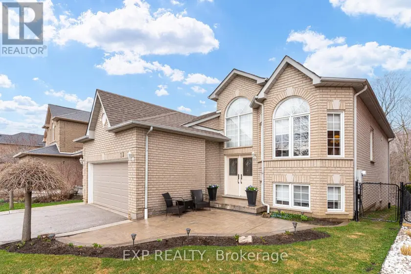 Detached at 13 BLUEBERRY HILL COURT, Caledon (Bolton East)