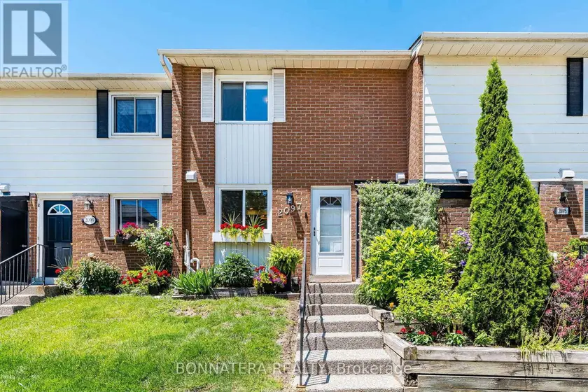 Townhouse at 2097 MARINE DRIVE, Oakville