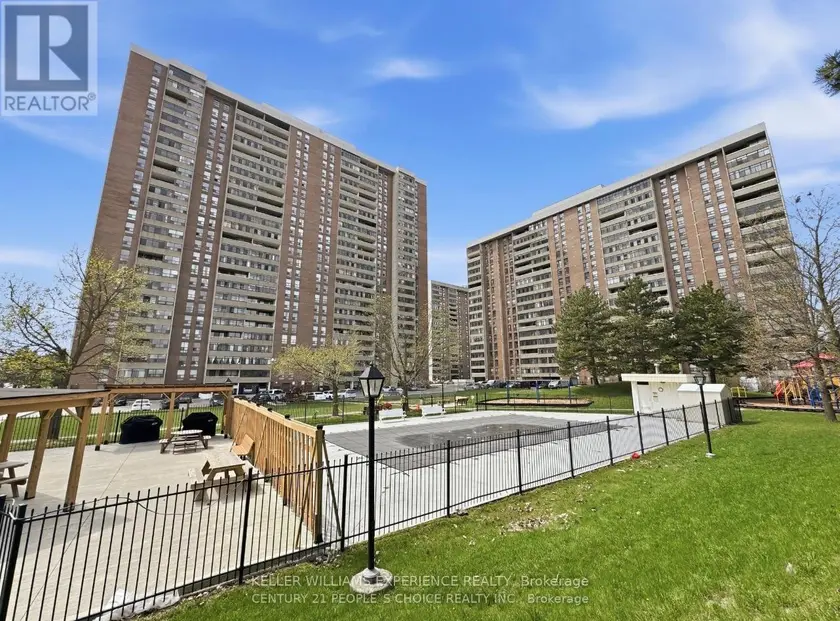 Apartment at 210 - 18 KNIGHTSBRIDGE ROAD, Brampton