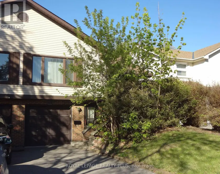 Semi-Detached/Link at 4170 TREETOP CRESCENT, Mississauga