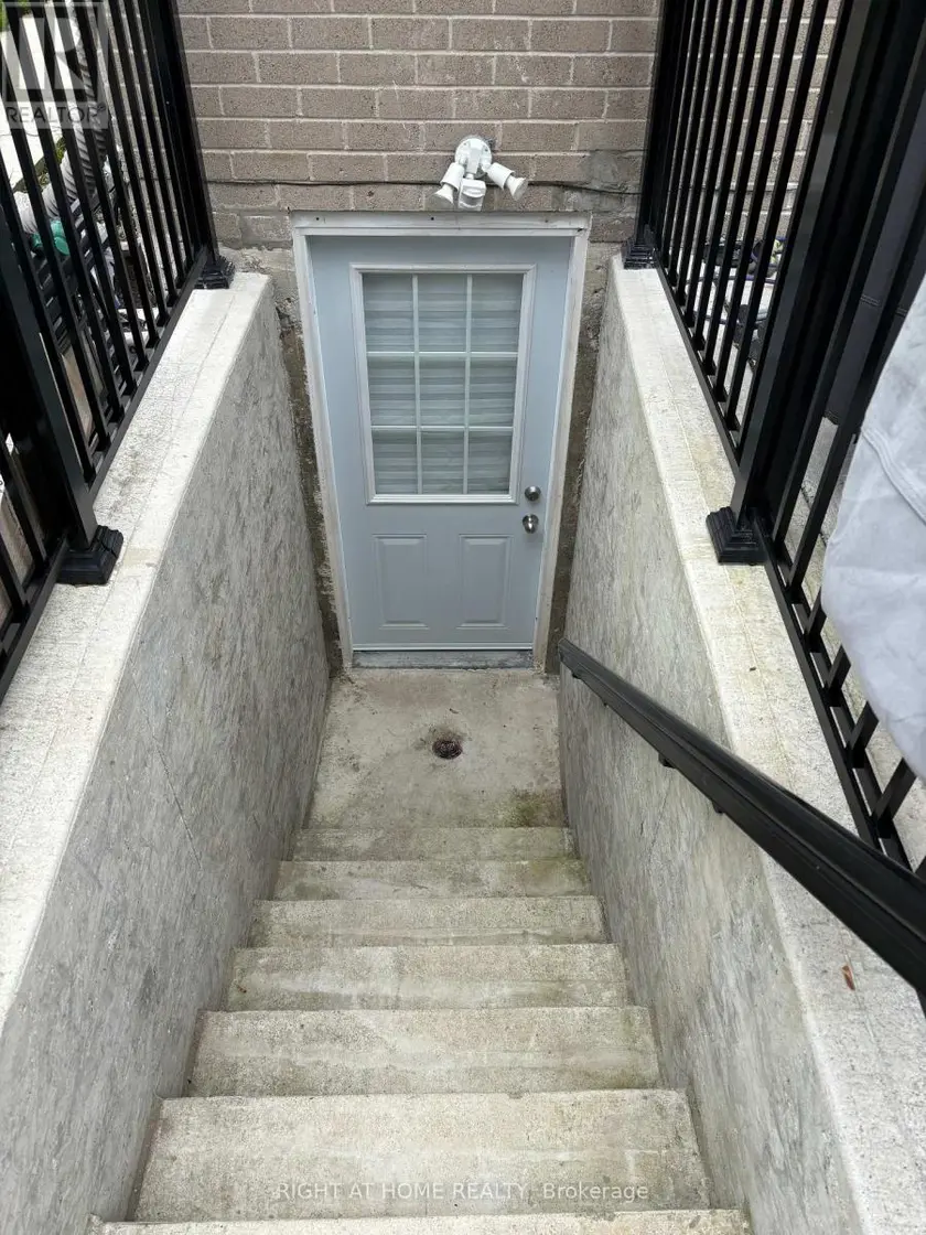 Detached at BASEMENT - 17 HOLLIS COURT, Brampton