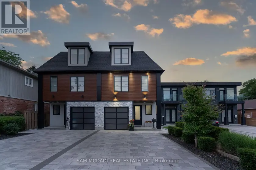 Semi-Detached/Link at 11A MAPLE AVENUE N, Mississauga