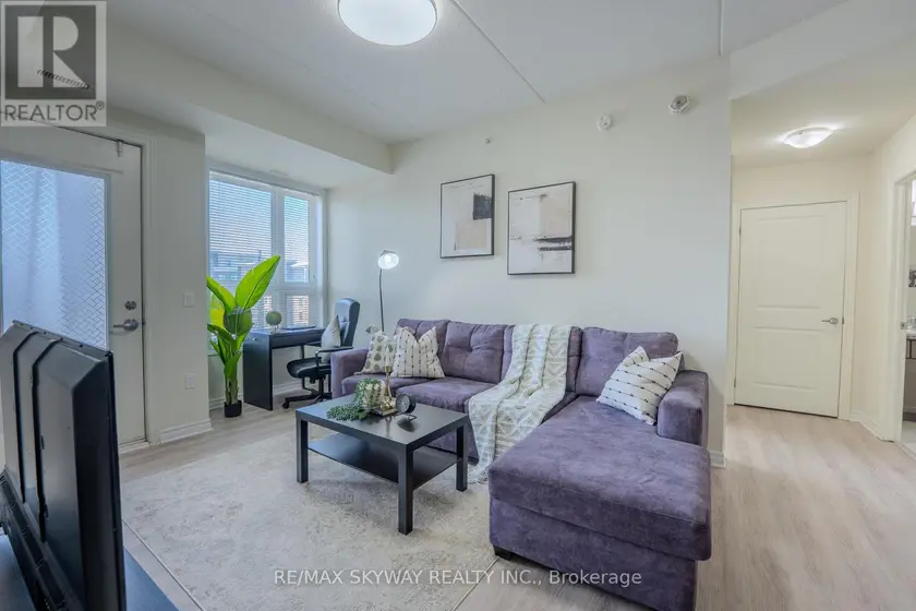 Apartment at 420 - 640 SAUVE STREET, Milton
