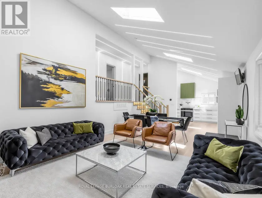 Detached at 13 SWANHURST BOULEVARD, Mississauga