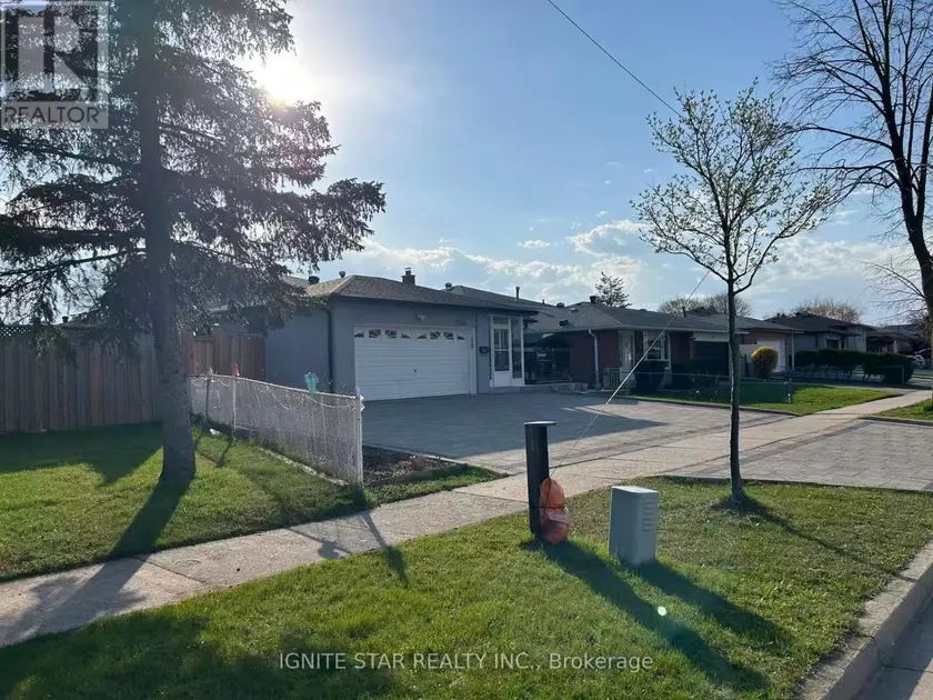 Detached at 3246 OAKGLADE CRESCENT, Mississauga