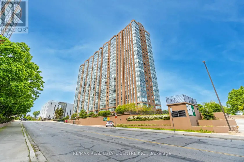 Apartment at 811 - 115 HILLCREST AVENUE, Mississauga