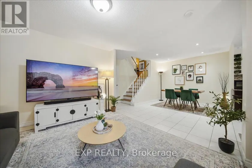 Townhouse at 167 - 1055 DUNDAS STREET E, Mississauga