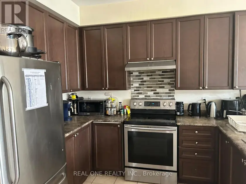 Detached at SECOND FLOOR ROOMS - 18 TROYER AVENUE, Toronto