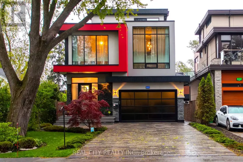 Detached at 662 BYNGMOUNT AVENUE, Mississauga