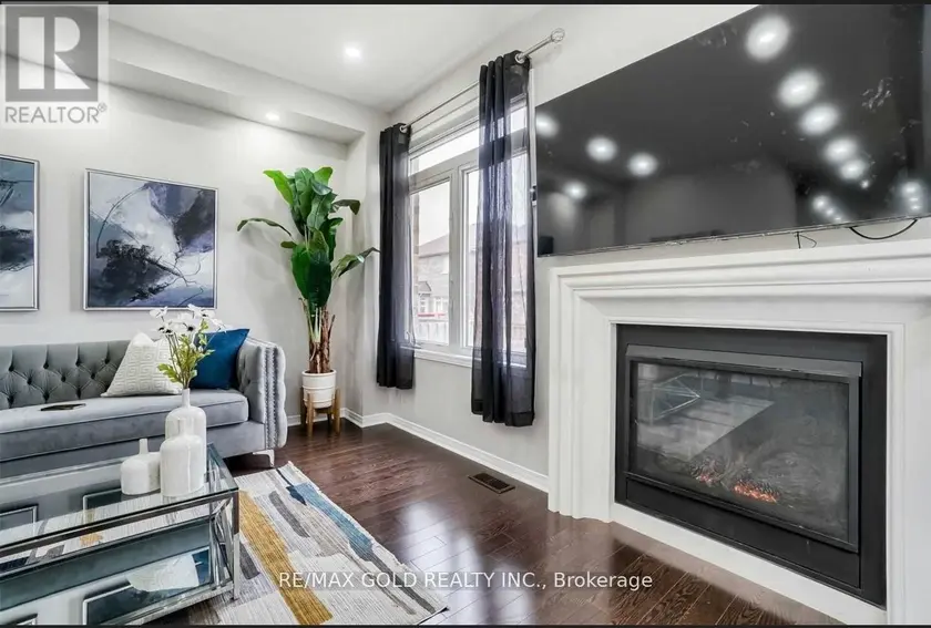 Townhouse at 66 ZELDA ROAD, Brampton