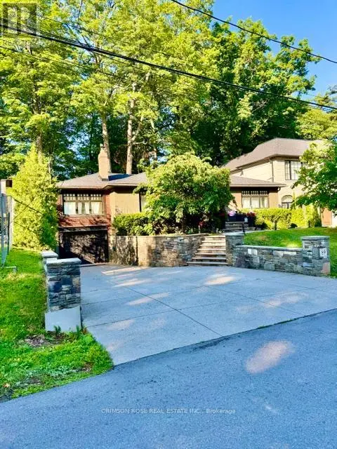 Detached at 89 HOLYROOD AVENUE, Oakville