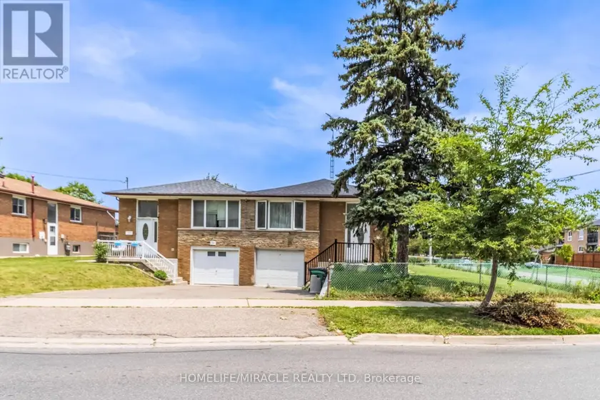 Semi-Detached/Link at 7187 DARCEL AVENUE, Mississauga