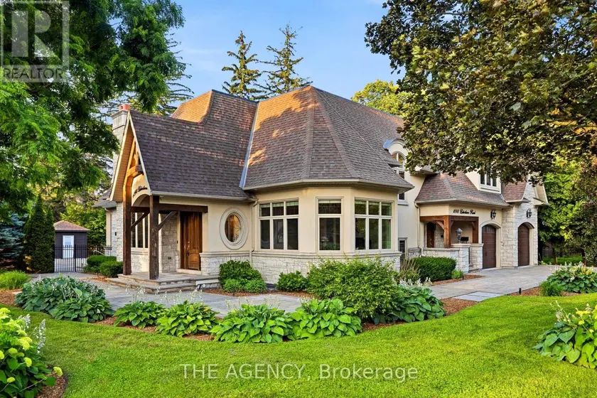 Detached at 1098 LAKESHORE ROAD W, Oakville (SW Southwest)
