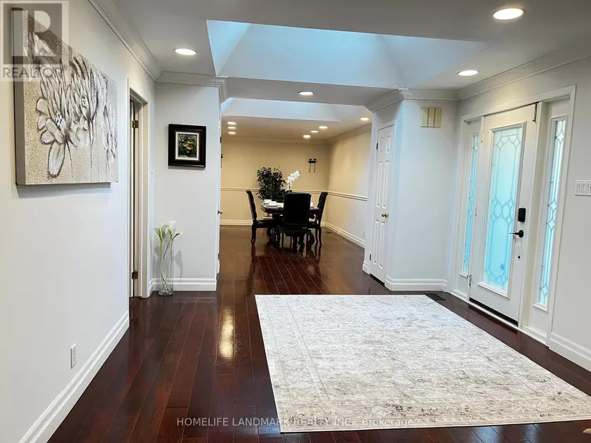 Detached at 2301 BENNINGTON GATE, Oakville
