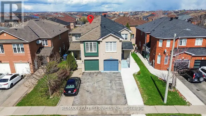 Semi-Detached/Link at 81 ROADMASTER LANE, Brampton