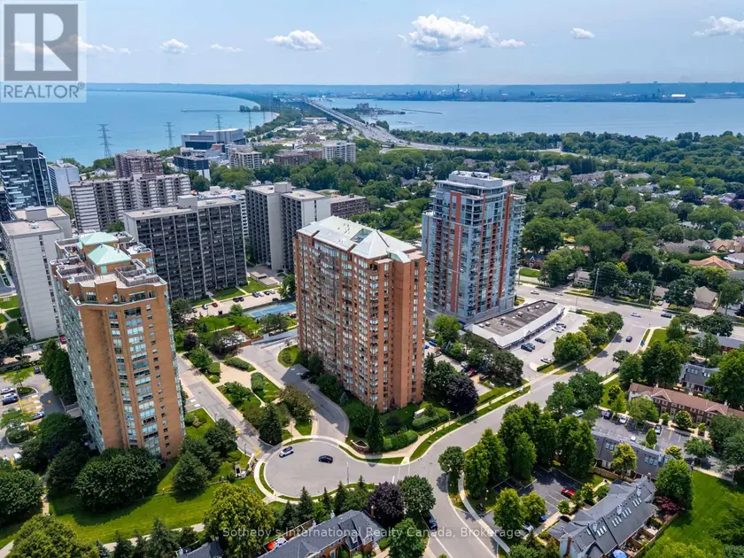 Apartment at 1910 - 1270 MAPLE CROSSING BOULEVARD, Burlington