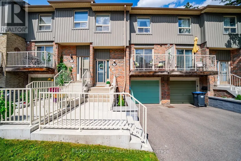 Townhouse at 117 - 60 HANSON ROAD, Mississauga (Fairview)