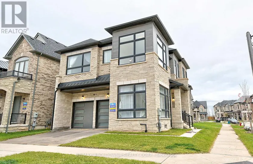 Detached at UNIT 1 - 1197 STAG HOLLOW, Oakville