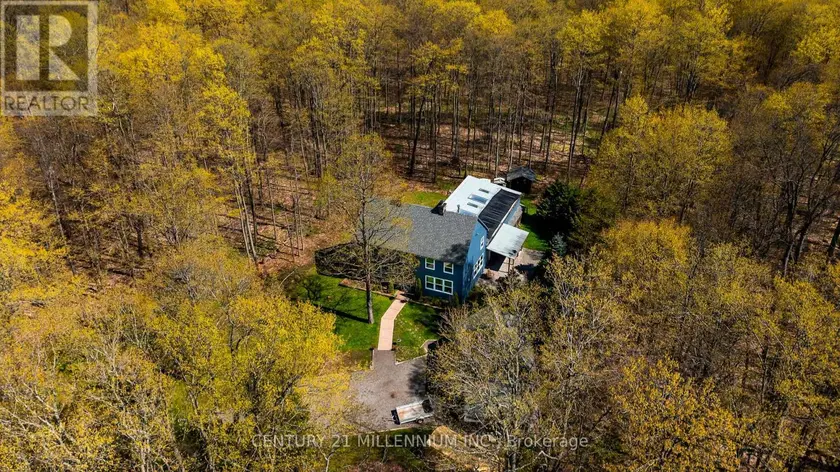 Detached at 19211 MOUNTAINVIEW ROAD, Caledon