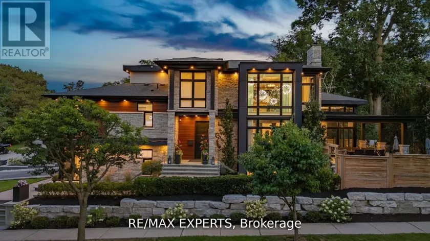 Detached at 7 WOODVALLEY DRIVE, Toronto