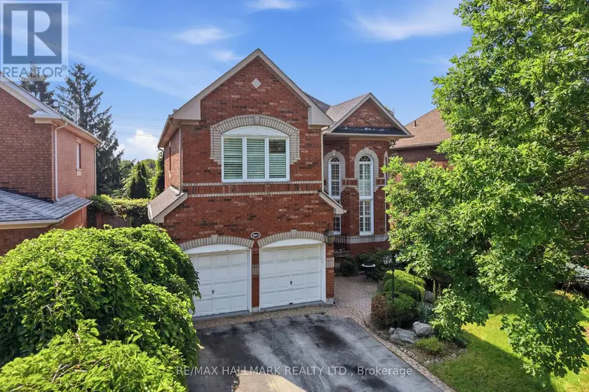 Detached at 2013 ROSEMOUNT CRESCENT, Oakville