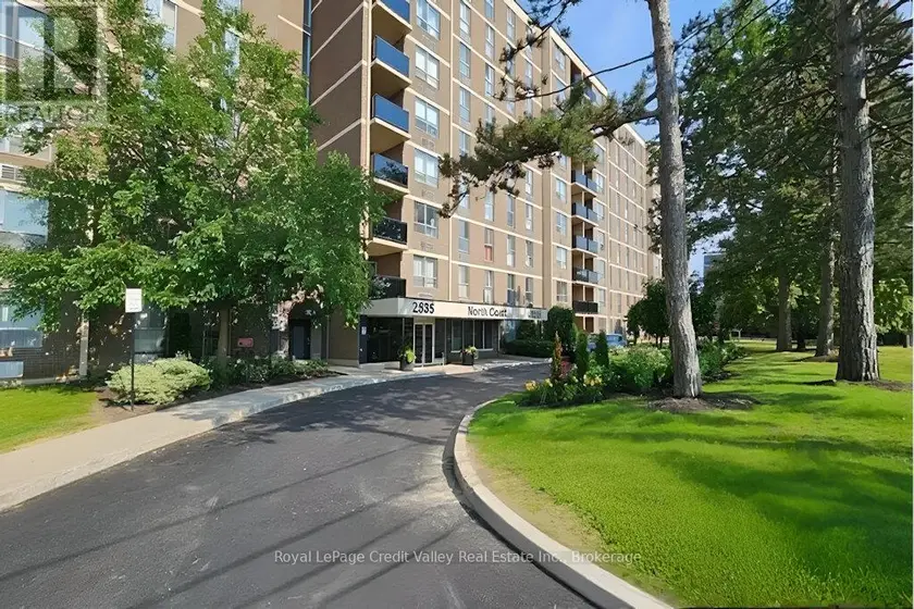 Apartment at 209 - 2835 ISLINGTON AVENUE, Toronto