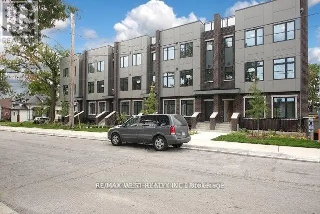 Townhouse at 17 - 66 LONG BRANCH AVENUE, Toronto
