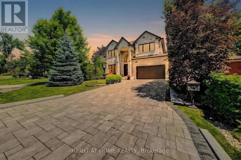 Detached at 484 AVONWOOD DRIVE, Mississauga (Mineola)