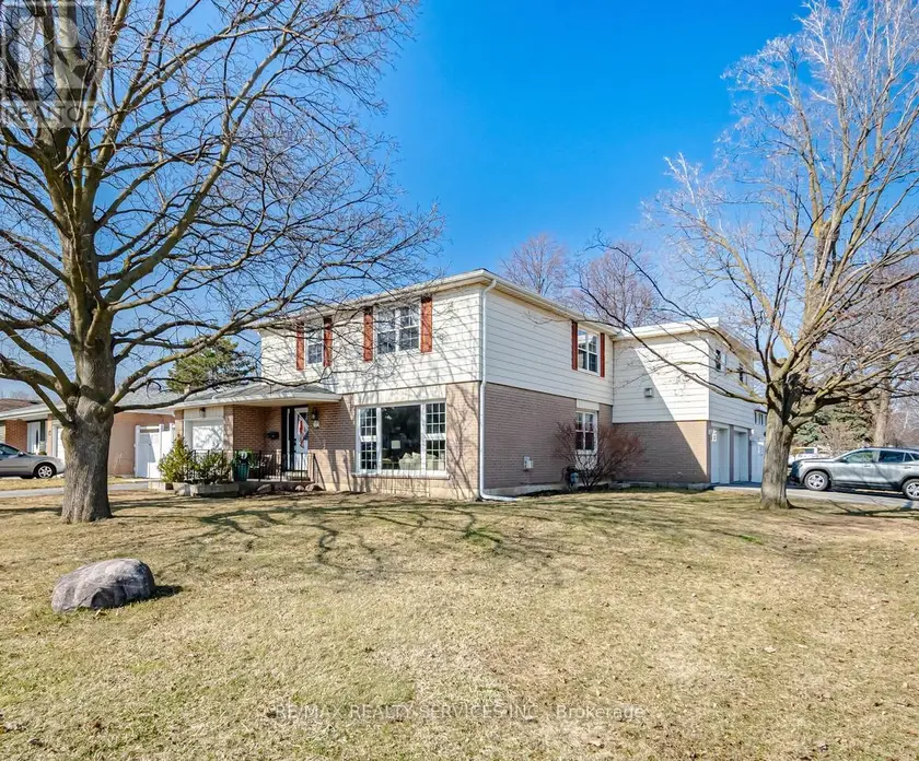 Detached at 15 BRAEMAR DRIVE, Brampton