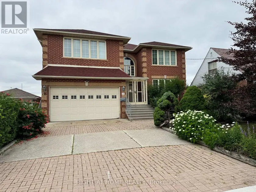 Detached at 32 CRESTON ROAD, Toronto