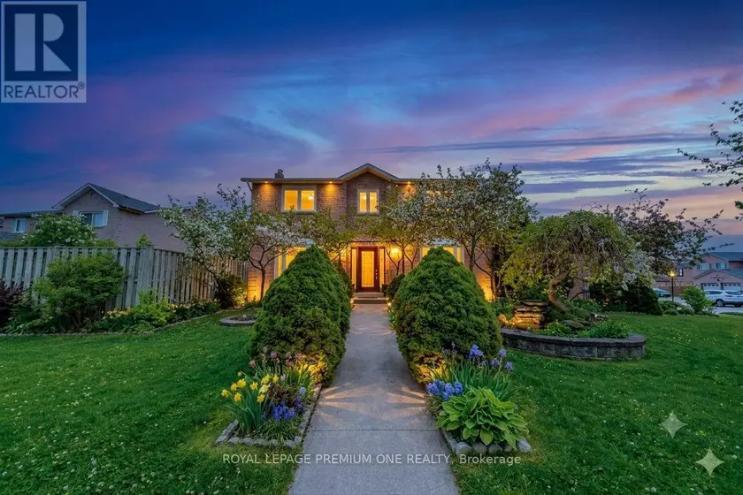 Detached at 25 SIR LANCELOT COURT, Caledon (Bolton East)