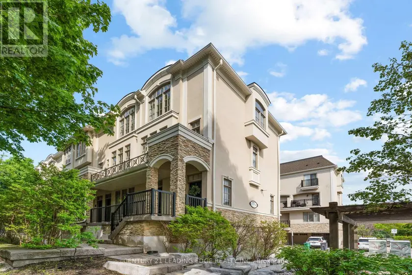 Townhouse at 18 - 3077 CAWTHRA ROAD, Mississauga