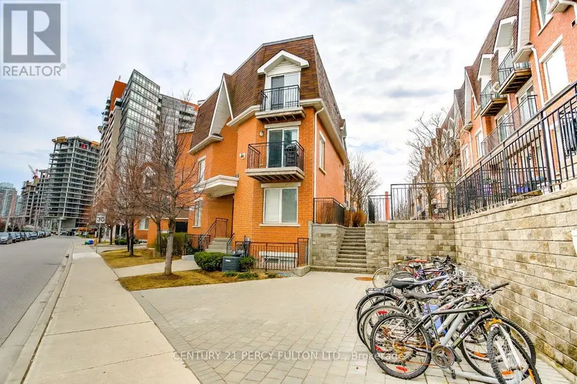 Townhouse at 112 - 20 MACHELLS AVENUE N, Toronto