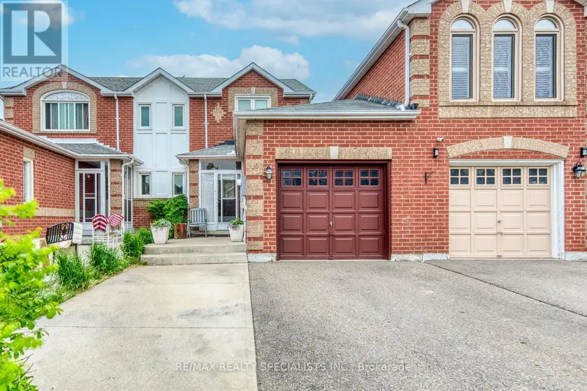 Townhouse at 40 MANNEL CRESCENT, Brampton (Fletcher's West)