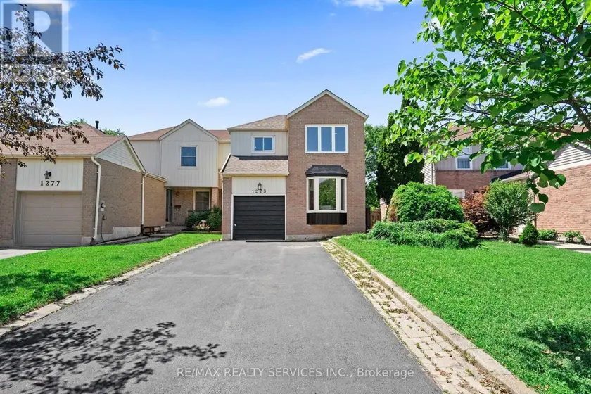 Semi-Detached/Link at 1273 BARBERRY GREEN, Oakville (GA Glen Abbey)