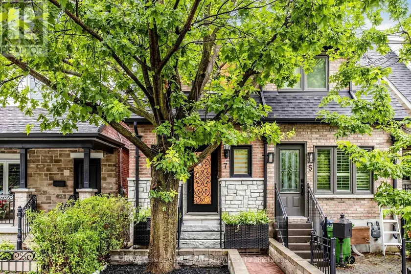 Semi-Detached/Link at 7 SELLERS AVENUE, Toronto