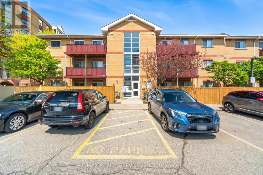 Townhouse at 110A - 211 FORUM DRIVE, Mississauga
