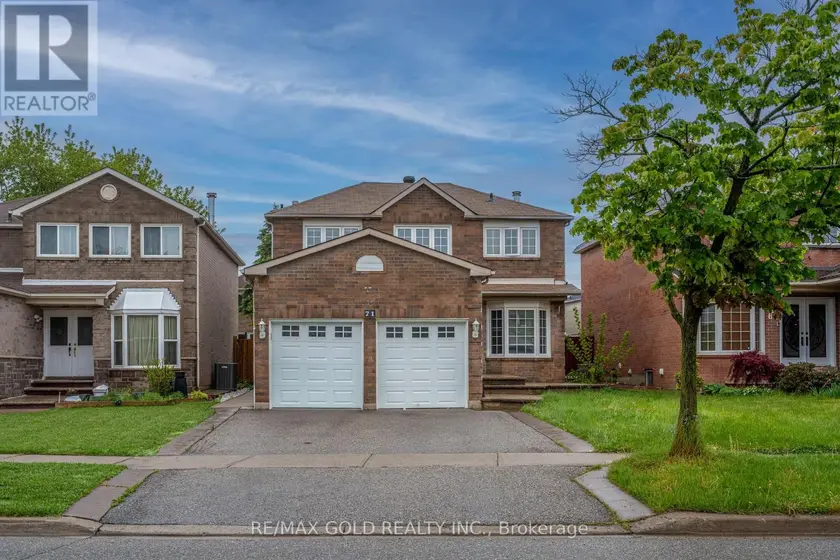 Detached at 71 RAVENSWOOD DRIVE, Brampton
